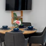 Swietej Barbary Bright Next To Granary Island By Renters Apartment *