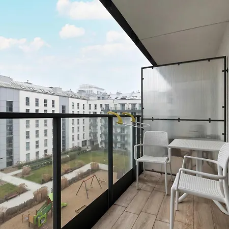 Appartamento Swietej Barbary Bright Next To Granary Island By Renters *