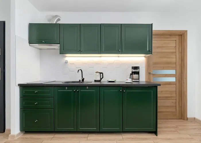 Swietej Barbary Bright Next To Granary Island By Renters