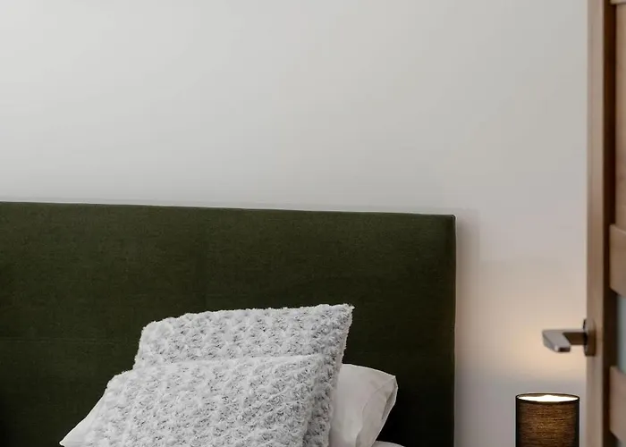 Swietej Barbary Bright Next To Granary Island By Renters * Gdaňsk