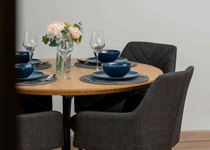 Swietej Barbary Bright Next To Granary Island By Renters