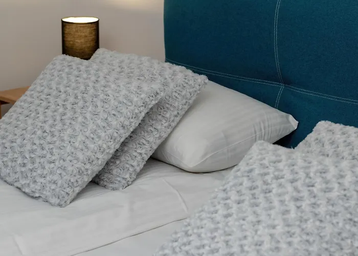 Swietej Barbary Bright Next To Granary Island By Renters *